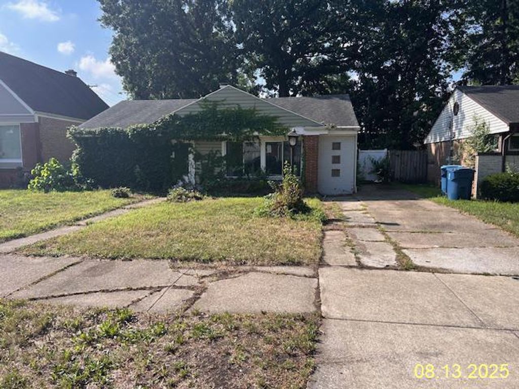 17 167th Place, Calumet City, IL 60409