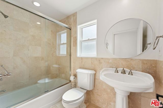 1280 W 8th Street, San Pedro (los Angeles), CA 90731