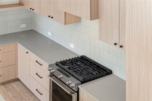 10815 Hermosillo DR 1004, Austin, TX 78758