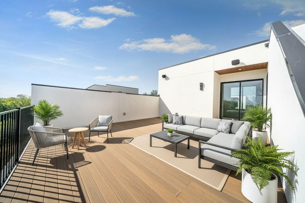 10815 Hermosillo DR 1004, Austin, TX 78758