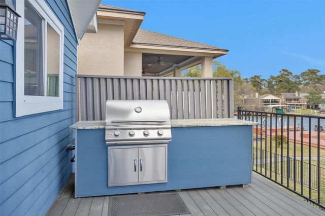 11403 Twain Drive, Montgomery, TX 77356