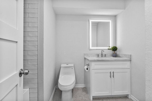 11403 Twain Drive, Montgomery, TX 77356