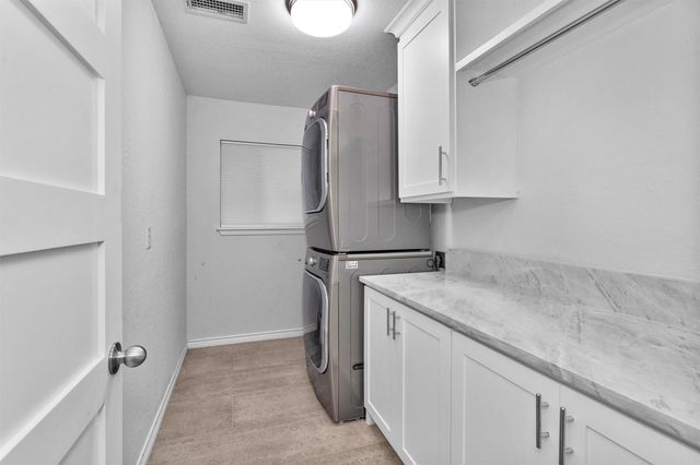 11403 Twain Drive, Montgomery, TX 77356