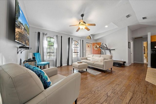 12359 NE HWY 314, Silver Springs, FL 34488