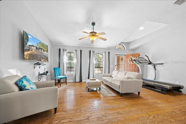 12359 NE HWY 314, Silver Springs, FL 34488