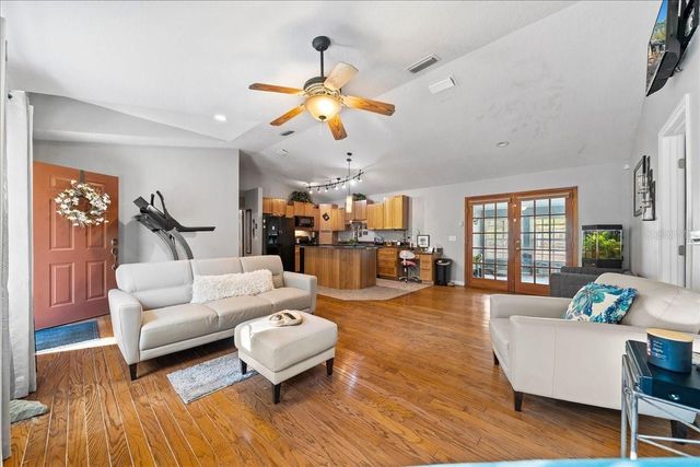 12359 NE HWY 314, Silver Springs, FL 34488