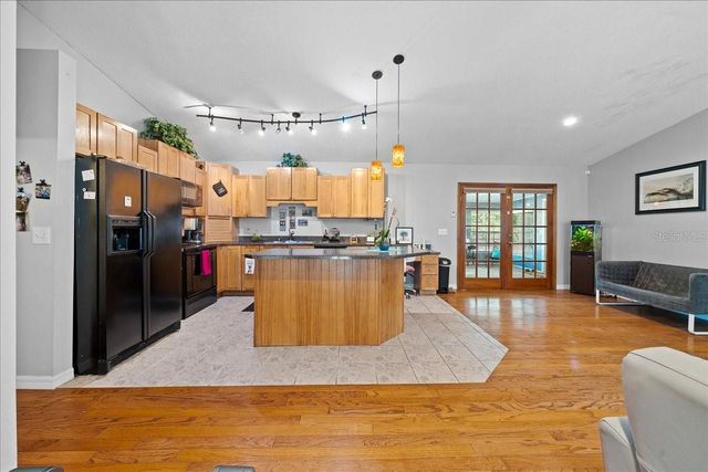 12359 NE HWY 314, Silver Springs, FL 34488