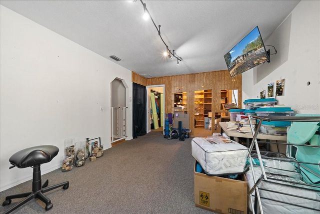 12359 NE HWY 314, Silver Springs, FL 34488