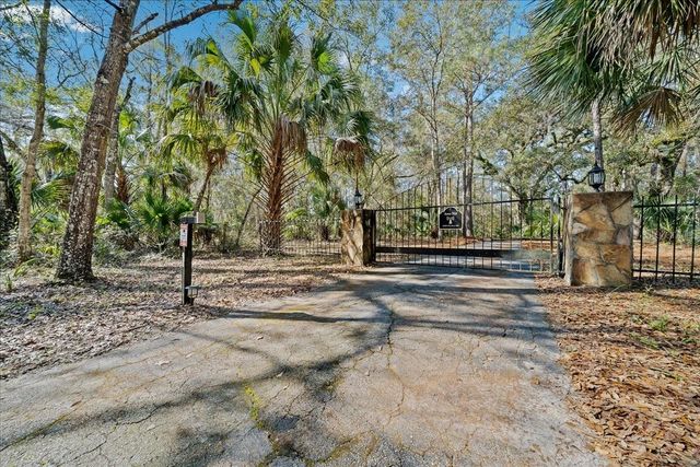 12359 NE HWY 314, Silver Springs, FL 34488