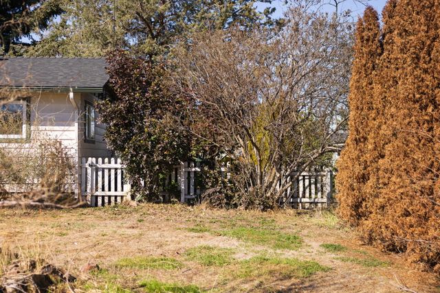 1830 SW 16th Street, Redmond, OR 97756