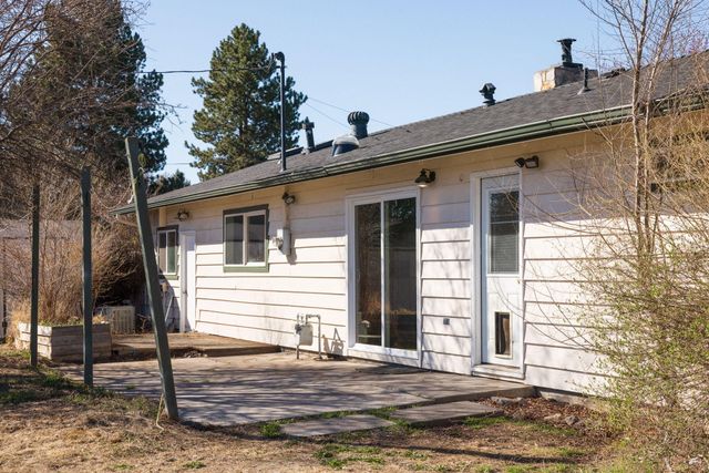 1830 SW 16th Street, Redmond, OR 97756