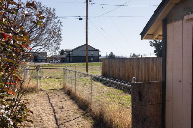 1830 SW 16th Street, Redmond, OR 97756