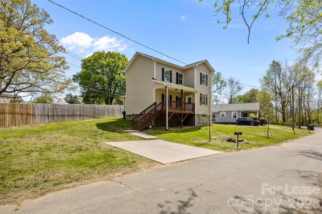 3130 Celia Avenue, Charlotte, NC 28216
