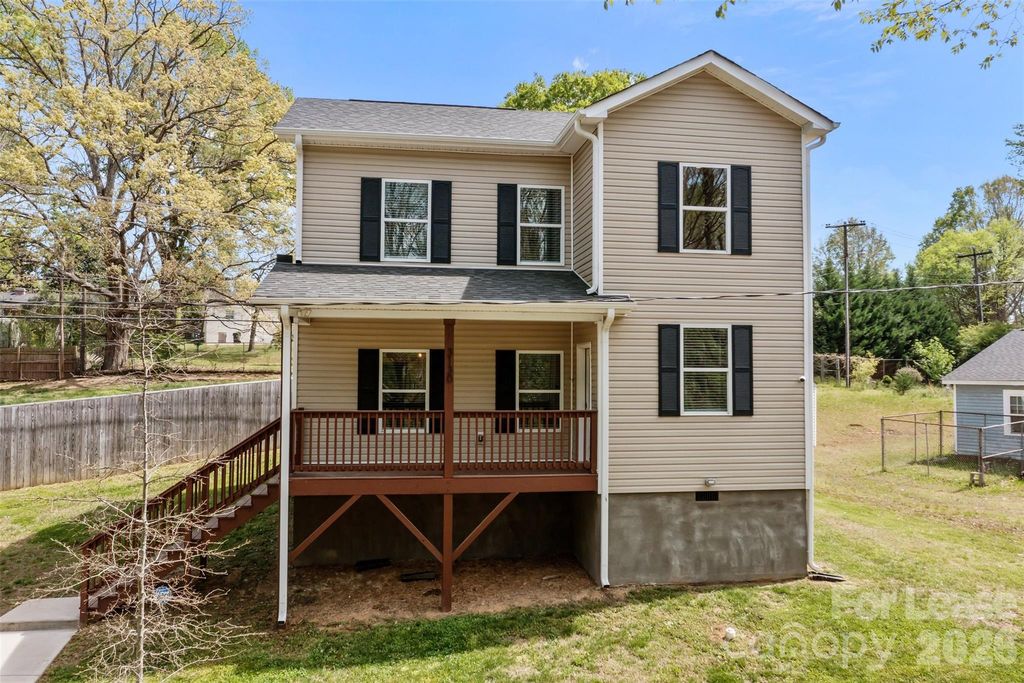 3130 Celia Avenue, Charlotte, NC 28216