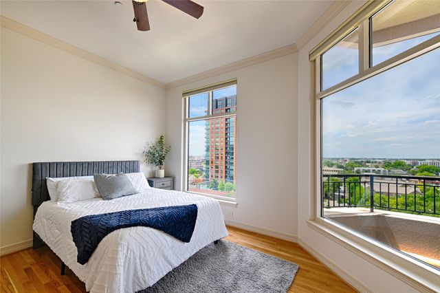 2828 Hood Street 1008, Dallas, TX 75219
