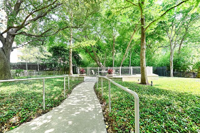 2828 Hood Street 1008, Dallas, TX 75219