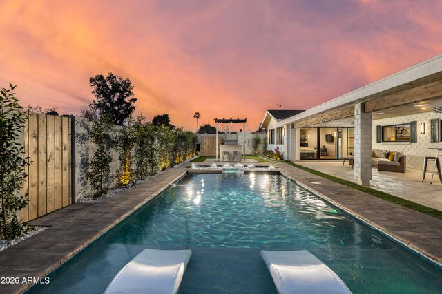 8507 E RANCHO VISTA Drive, Scottsdale, AZ 85251