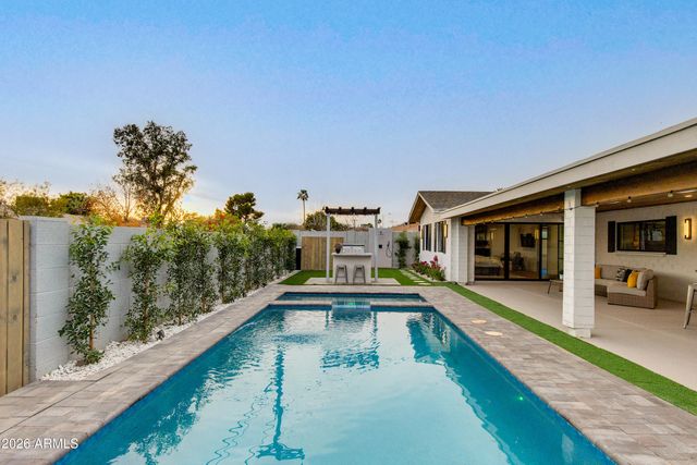 8507 E RANCHO VISTA Drive, Scottsdale, AZ 85251