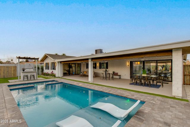 8507 E RANCHO VISTA Drive, Scottsdale, AZ 85251