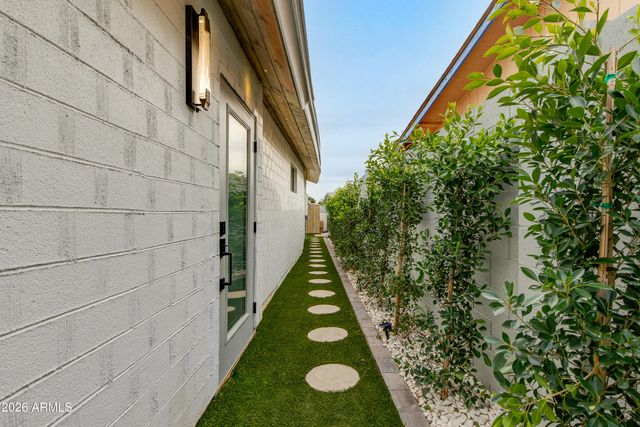 8507 E RANCHO VISTA Drive, Scottsdale, AZ 85251