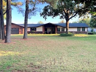 9 Dustin Circle, Shawnee, OK 74804