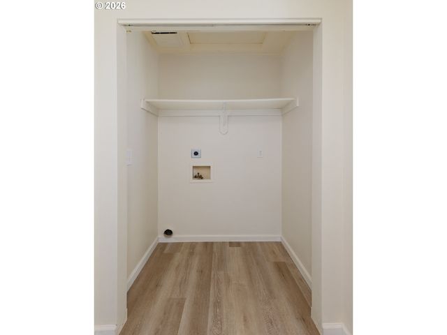 105 Nw OCEANIA Dr, Waldport, OR 97394