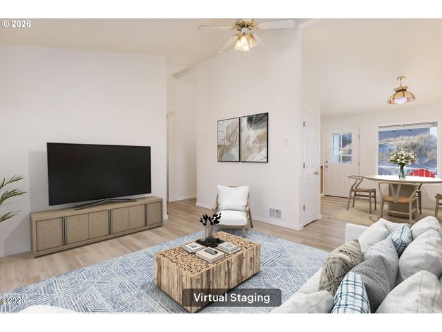 105 Nw OCEANIA Dr, Waldport, OR 97394