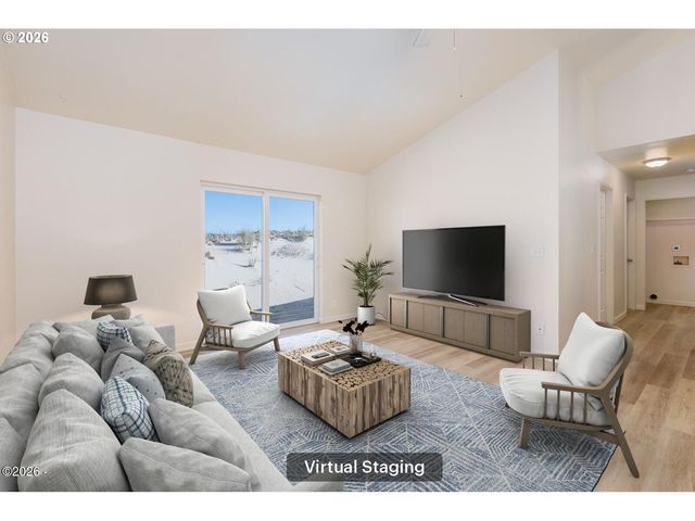 105 Nw OCEANIA Dr, Waldport, OR 97394