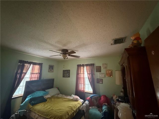 1812 Rosalinda Street, Mission, TX 78572