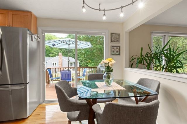 10 Cheshire Rd, Sharon, MA 02067