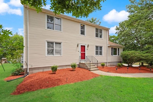 10 Cheshire Rd, Sharon, MA 02067