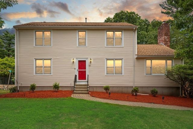 10 Cheshire Rd, Sharon, MA 02067