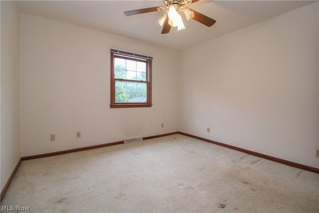 548 W 39th Street, Shadyside, OH 43947
