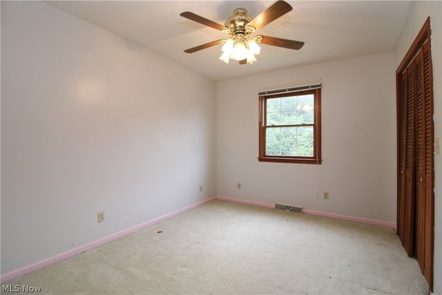 548 W 39th Street, Shadyside, OH 43947