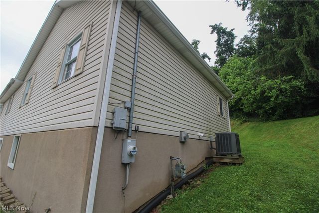 548 W 39th Street, Shadyside, OH 43947