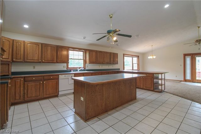 548 W 39th Street, Shadyside, OH 43947