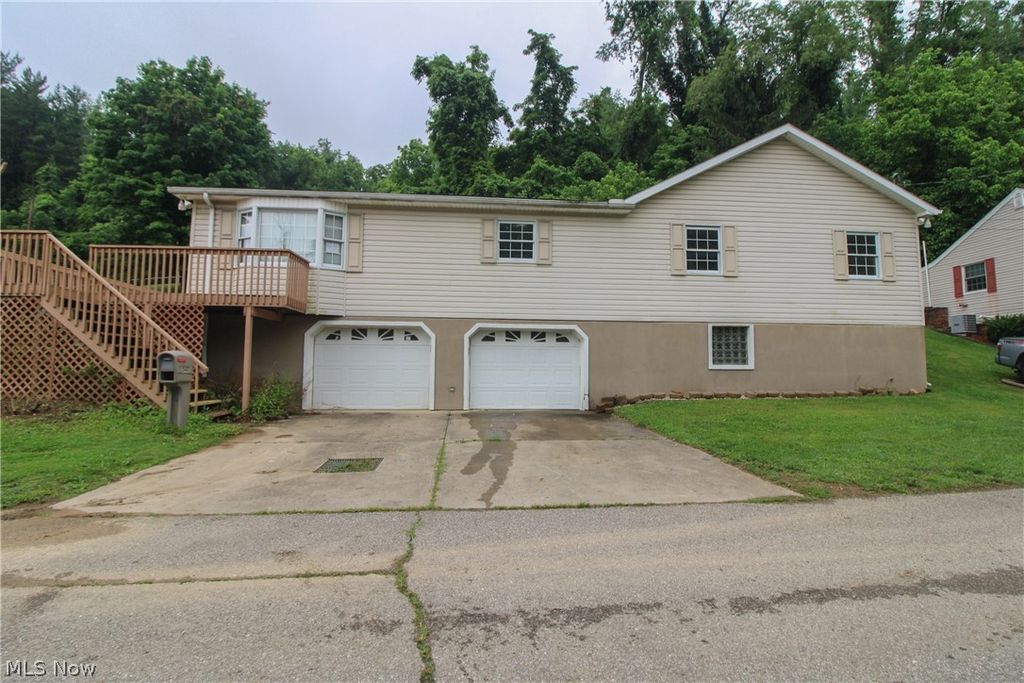 548 W 39th Street, Shadyside, OH 43947