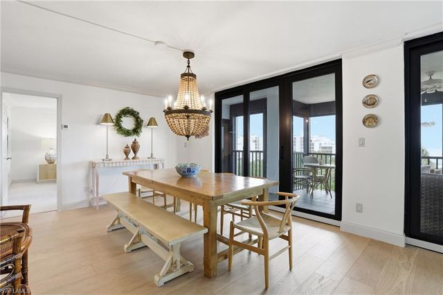 2400 Gulf Shore BLVD N 603, Naples, FL 34103