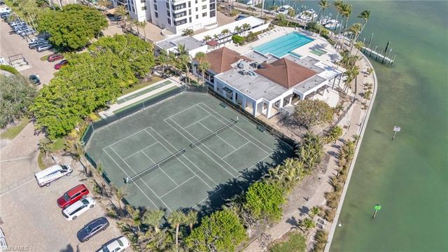 2400 Gulf Shore BLVD N 603, Naples, FL 34103
