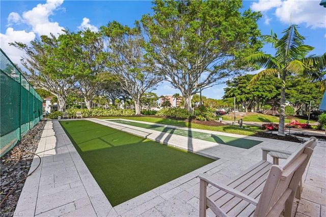 2400 Gulf Shore BLVD N 603, Naples, FL 34103