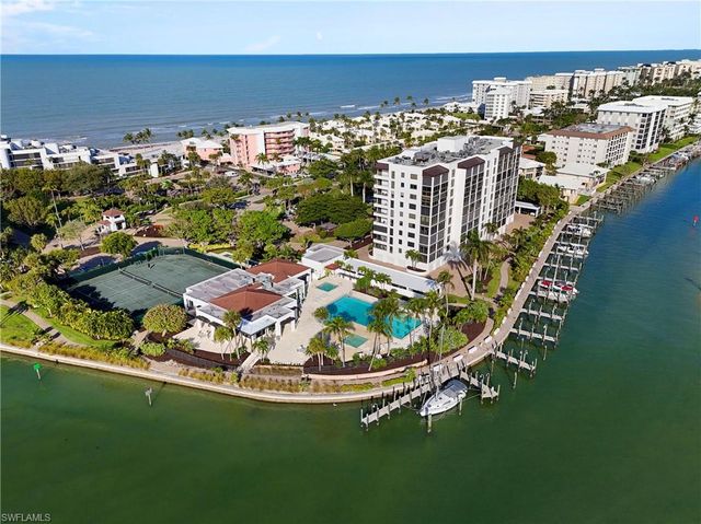 2400 Gulf Shore BLVD N 603, Naples, FL 34103