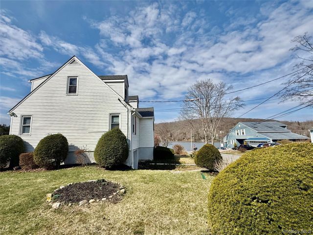 5 Lockwood Road, Carmel, NY 10512