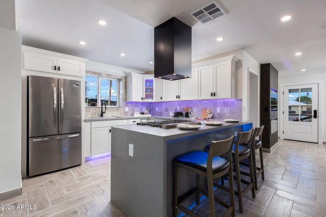 7856 E BEATRICE Street, Scottsdale, AZ 85257
