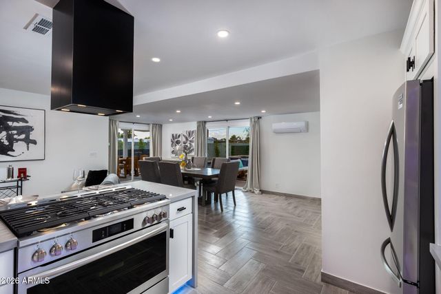 7856 E BEATRICE Street, Scottsdale, AZ 85257
