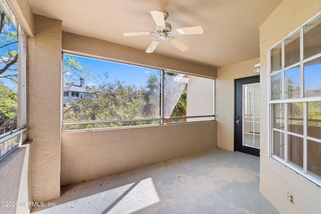 1701 THE GREENS Way 1821, Jacksonville Beach, FL 32250