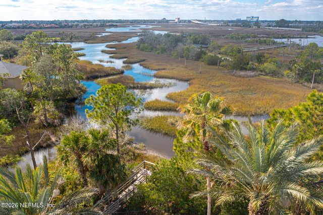 1701 THE GREENS Way 1821, Jacksonville Beach, FL 32250