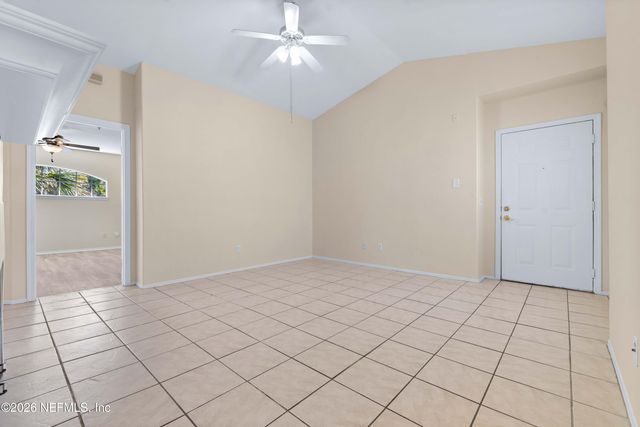 1701 THE GREENS Way 1821, Jacksonville Beach, FL 32250