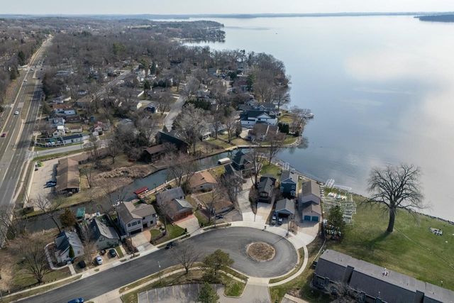 2809 Dewey Court, Middleton, WI 53562