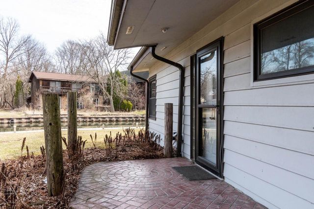 2809 Dewey Court, Middleton, WI 53562