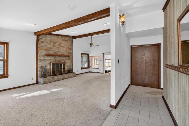 2809 Dewey Court, Middleton, WI 53562